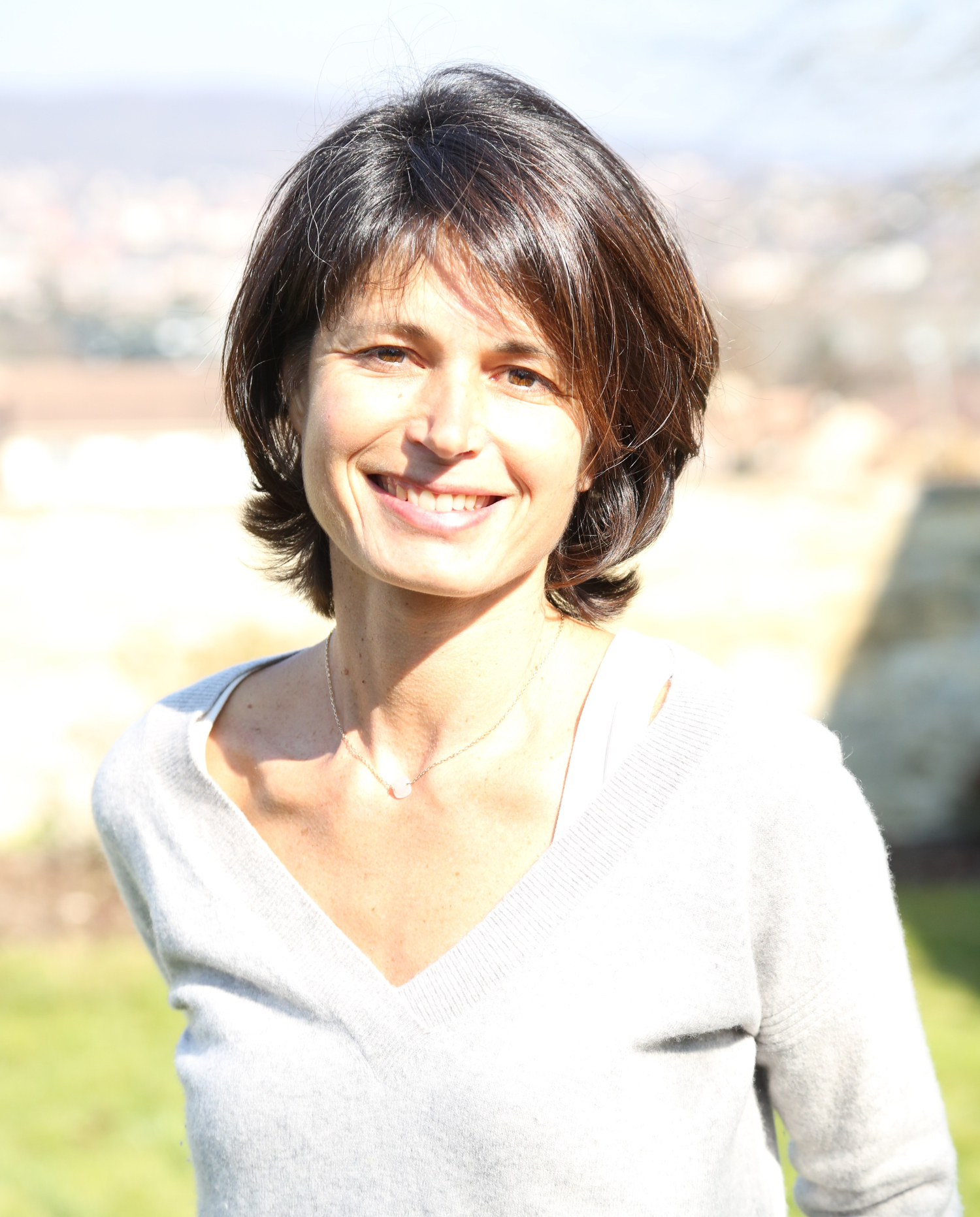 Armelle net worth salary